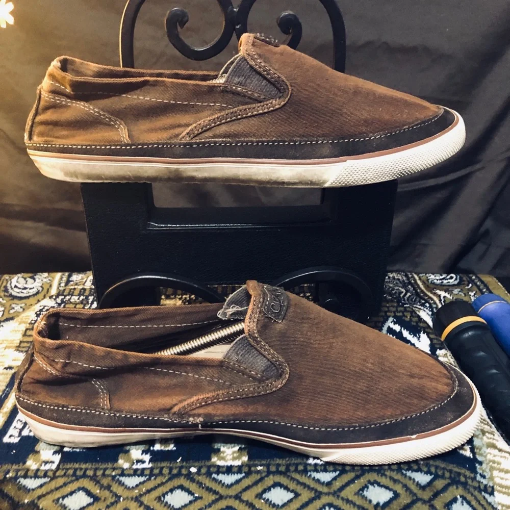 Crevo Brown Slip-On Canvas Loafers